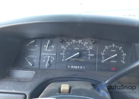 1996 Ford Bronco U100 z USA, uszkodzony, nr VIN 1FMEU15N6TLA98339